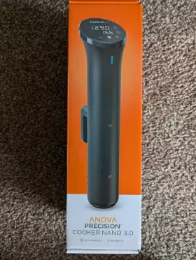 An425-us00 Anova Precision Cooker Nano 3.0 - Black With Everie Sous Vide Container