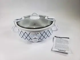 2135120 Crock-pot Small 2.5 Quart Casserole Slow Cooker In White/blue With Defects