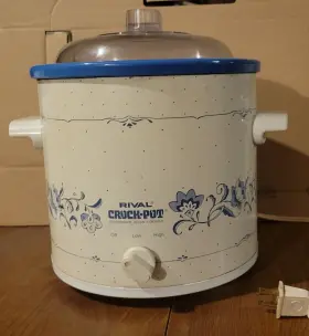 3100-402 Crock-pot Vintage Rival Pot/stoneware Slow Cooker/7 Inch Plastic Cover/works #2 3100-402 Crock-pot Vintage Rival Pot/stoneware Slow Cooker/7 Inch Plastic Cover/works #2