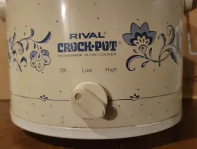 3100-402 Crock-pot Vintage Rival Pot/stoneware Slow Cooker/7 Inch Plastic Cover/works #3 3100-402 Crock-pot Vintage Rival Pot/stoneware Slow Cooker/7 Inch Plastic Cover/works #3