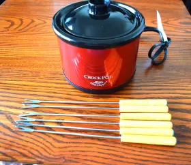 32041-r Crock-pot 32042-r Little Dipper And Lid Forks For Dips Sauces