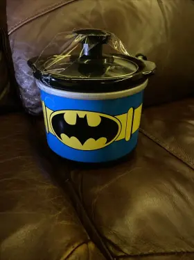 Dcb-065 Crock-pot Dc Comics Batman Mini Cooker .65 Quart New #2