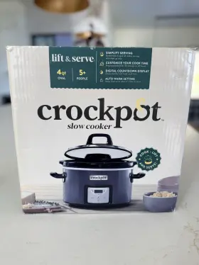 Sccpvl450-b Crock-pot Lift And Serve 4.5 Quart Oval Slow Cooker One-touch Auto Warm. New