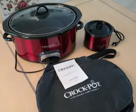 Sccpvp609-r Crock-pot 6-quart Slow Cooker With Little Dipper Warmer Carry Bag
