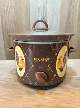 Scr250-fm5 Crock-pot Slow Cooker 2 Quart Brown Rooster Design Roosters Scr250-fm5 Crock-pot Slow Cooker 2 Quart Brown Rooster Design Roosters
