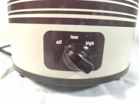E12736 Crockery Kettle Vintage Brown And Tan Slow Cooker Tested With Pyrex Lid #2