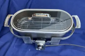 Eps-14 Cuisinart Countertop Electric Poacher Steamer Stainless Steel Glass Lid Eps-14 Cuisinart Countertop Electric Poacher Steamer Stainless Steel Glass Lid
