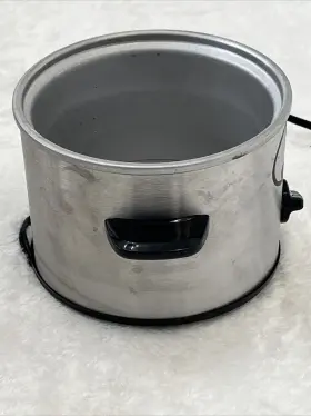 Dcb-200cn Dc Batman 2-quart Slow Cooker Silver - No Lid Or Bowl #3