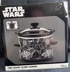 Lsw-2000cn Disney Star Wars 2 Quart Slow Cooker Removable Stoneware Black/white