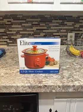 Mst-250r Elite Cuisine 1.5 Quart Mini Slow Cooker With Tempered Glass Lid - Red