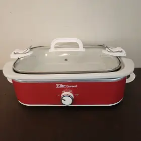 Mst-5240 Elite Gourmet Cassarole Cooker-lock Lid Red New