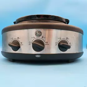 103734 Ge Triple Mini Crock Pot Round Slow Cooker Stoneware Separate Controls #2
