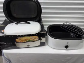168962 Ge 18 Quart Electric Roaster Oven #168962 Lightly Used