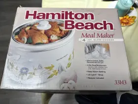 33143 Hamilton Beach Meal Maker 4 Quart Slow Cooker - New