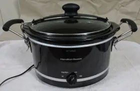 33145 Hamilton Beach Stay Or Go Slow Cooker 4 Quart Black