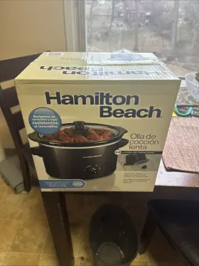 33231 Hamilton Beach Unopened Crockpot