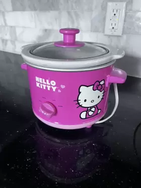 App-41209 Hello Kitty Small Slow Cooker Pink