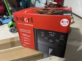 140-3080-01 Instant Pot Vortex 5.7-quart Air Fryer With Accessories