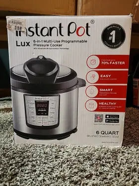 Instant Pot 688098457489 Lux Electric Pressure Cooker 6-in-1 Multi Use 6 Quart