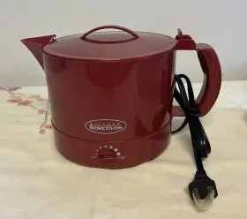 Hp-132rd Kitchen Selectives Selective Red 32ox Hot Pot