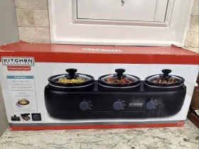 Sc-31500 Kitchen Selectives 3 Crock Slow Cooker Three Removable 1.5-quart Model