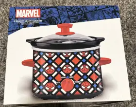 Marvel 840790120775 Marvels Spiderman 2 Quart Slow Cooker Cook Brand New Uncanny Brands
