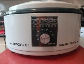 4116-14 Nesco 6 Quart Electric Roaster Oven Steam Bake Model Tested Works Nice Cond 4116-14 Nesco 6 Quart Electric Roaster Oven Steam Bake Model Tested Works Nice Cond
