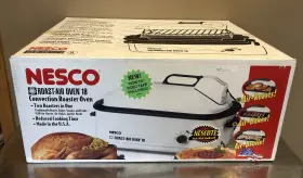 4258-14-30 Nesco Roast-air Oven 18 Quart Convection Roaster Oven. New In The Box. Made Usa