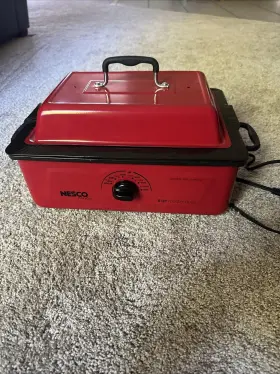 4815 Nesco Roaster Oven Everyday 5 Quart Red Slow Cook Bake Roast