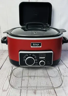 Mc900qcn Ninja Red Multi Cooker 4-in-1 Cooking System 1200w Basket And Baking Pan