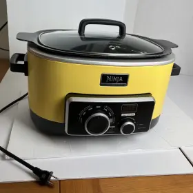 Mc900qy Ninja 4-in-1 Cooking System Slow Cooker Steamer - Yellow