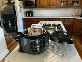 Op302 Ninji Ninja Black Foodi Pressure Cooker And Air Fryer - 6.5 Quart -op302 Tested Works