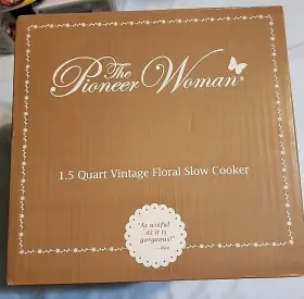 820322501 Pioneer Woman 1.5 Quart Vintage Floral Slow Cooker