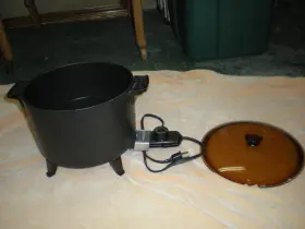 0600004 Presto 6 Quart Kitchen Cooker With Glass Lid Brown 0600004 Presto 6 Quart Kitchen Cooker With Glass Lid Brown