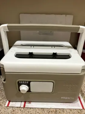 060123 Presto Nomad 8 8-quart Portable Slow Cooker - Beige