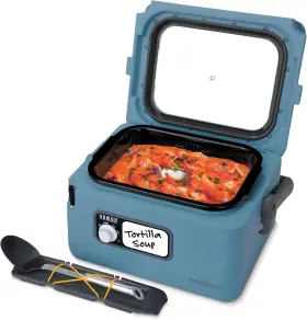 Presto 075741060170 06017 8-quart Nomad Traveling Slow Cooker Blue