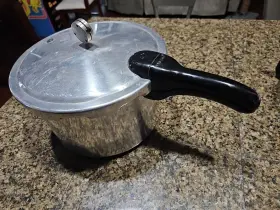 C401a Presto Vintage 409a 6 Quart Stainless Steel Pressure Cooker Pot W Weight Jiggler