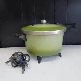 Pb05a Presto Electric Pressure Cooker 6 Quart Avocado Green