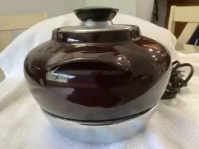50eb1 Regal Ware Vintage Easy Heat Base Brown Slow Cooker Hall Bean Pot Ceramic 50eb1 Regal Ware Vintage Easy Heat Base Brown Slow Cooker Hall Bean Pot Ceramic