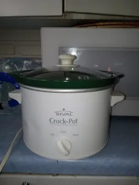 Rival 048894748219 2 Quart Small Crock Pot Stoneware Slow Cooker