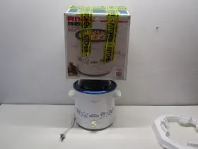 Rival 073056002434 New Vtg Crock Pot Slow Cooker 3.5 Quart Usa 3100 Bl Electric Blue Flowers