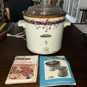 3100-702 Rival Vtg Crock Pot Stoneware Slow Cooker 3.5 Quart Floral Vine Usa Made