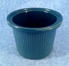 3140 Rival Crock Pot Ceramic Stoneware Inner Bowl Replacement 9 Inch Diameter
