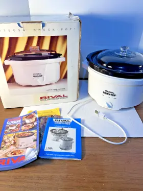 3550s Rival 6 Quart Crock Pot Slow Cooker Stoneware Select Nob - White 3550 3550s Rival 6 Quart Crock Pot Slow Cooker Stoneware Select Nob - White 3550