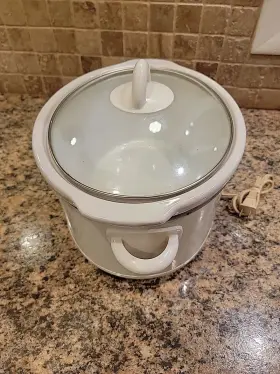 3735 Rival Oval Crock Pot - Slow Cooker Model #2 3735 Rival Oval Crock Pot - Slow Cooker Model #2