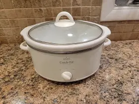 3735 Rival Oval Crock Pot - Slow Cooker Model 3735 Rival Oval Crock Pot - Slow Cooker Model