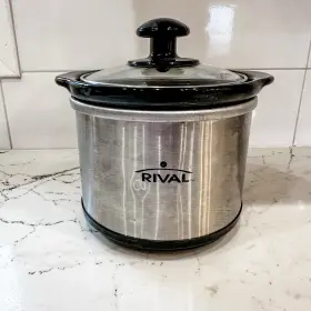 Sc200ss Rival 655772010032 0.65 Quart Slow Cooker Stainless Steel Exterior