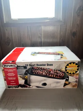 R0180k Rival 18 Quart Roaster Oven W Box Not Mint Free Electric Knife
