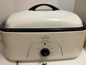 Ro220 Rival 20- Quart Roaster Oven