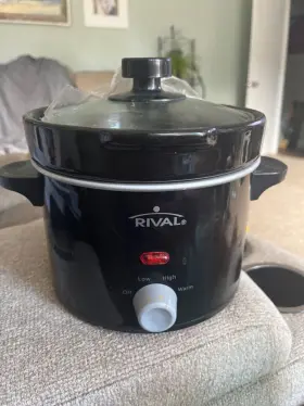 Yhj2008 Rival Crock Slow Cooker Pot 2 Quart Black Yhj2008 Rival Crock Slow Cooker Pot 2 Quart Black